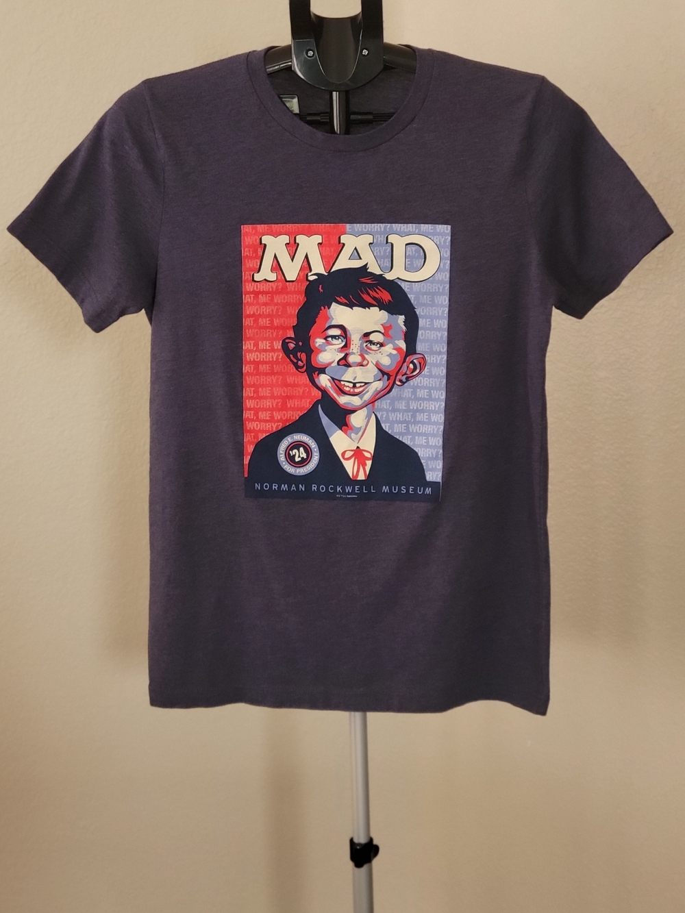 MAD Magazine Alfred E. Neuman Norman Rockwell Museum Graphic Tee M